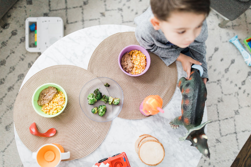 5 Ways to Model Healthy Eating at Family Meals
